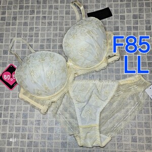 200円スタート　●22-8　新品　F85　LL　ブラジャー＆ショーツセット　ショーツ総レースでセクシーに♪　ラグジュアリー