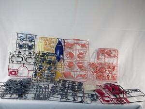 【ジャンク品】バンダイ 1/100 MG マスターグレード ゲルググ 2.0 パーツのみ