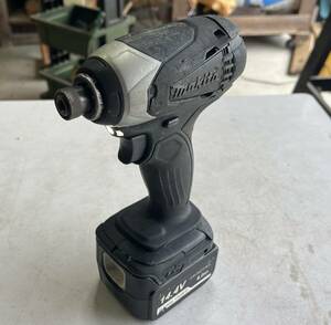 [ operation goods ] Makita rechargeable impact driver pattern number unknown 14.4v body only disassembly * cleaning being completed brake one part Junk inspection / makita