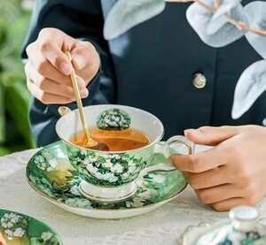 高品質　洋食器 茶器 カップ＆ソーサー　スプーン付き　セット　花柄 　インテリア ギフト　プレゼント　ms0336