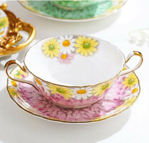 Aynsley エインズレイ　イギリス　洋食器　茶器　花柄　カップ＆ソーサー　セット　お祝い　プレゼント　ピンク