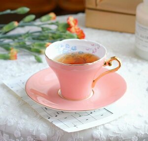 Aynsley エインズレイ　イギリス　ティーカップ　カップ＆ソーサー　洋食器　茶器　お祝い　プレゼント　ピンク