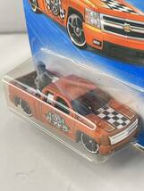 新品未開封 保管品 Mattel マテル Hot Wheels ホットウィール ミニカー 旧ロゴ シェビー CHEVY SILVERADO HW GARAGE / 059_画像4