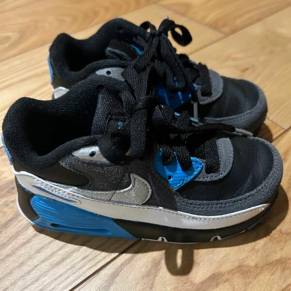 Nike AirMax 90 ナイキスニーカー