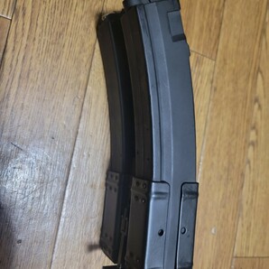 77・メーカー不明 マルイ電動MP5 対応 多弾装マガジン 中古品の画像4