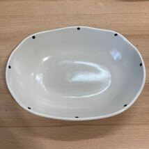 深皿 カレー皿 創作食器 ホワイト/ブラック 2点セット ペア 22.8cm×17cm×6cm おしゃれ モダン シック 陶器 未使用 保管品(9-2)_画像3