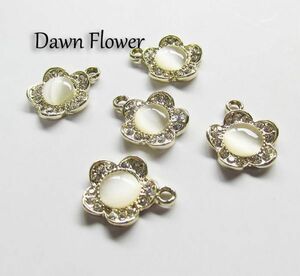 【D-0371】5pcs　キャッツアイストーン　お花　ラインストーン付き　20×16mm　ゴールド＆クリア　チャーム　ハンドメイドパーツ