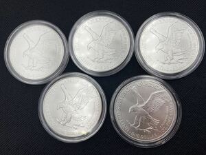 ◆A80884:イーグル銀貨×5点おまとめ リバティ銀貨 1ドル銀貨 銀貨 シルバー 1オンス 2022 1oz FINE SILVER 999 ケース付 中古品