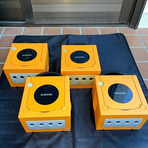 GC/ゲームキューブ 4台　DOL-001/DOL-101 ジャンク品　まとめて　本体　オレンジ　ニンテンドー　任天堂　まとめ　業者向け