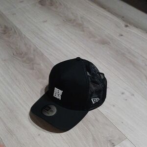 ニューエラ キャップ 帽子　メッシュキャップ　黒　newera 