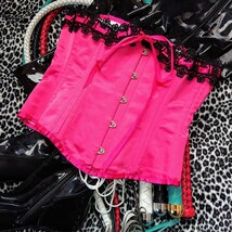 女王様・編み上げボンデージ・アンダーバストコルセット・ピンク・艶々の光沢・ミストレス・SM・プレイ・調教・中古・使用感あり・愛用品_画像1