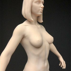 樹脂製 西洋彫り 女神 ヌード デッサン人形 ポージング 女性 少女 フィギュア 美人 裸婦 仏像  重さ約120ｇの画像2