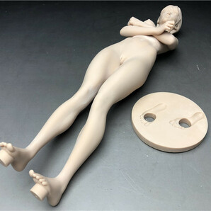 樹脂製 西洋彫り 女神 ヌード デッサン人形 ポージング 女性 少女 フィギュア 美人 裸婦 仏像 重さ約102ｇの画像9