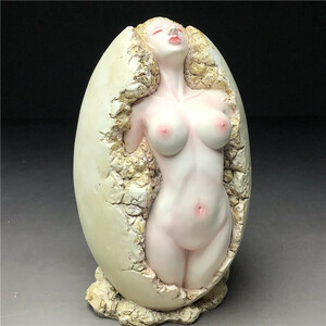  resin made West carving woman god nude te sun doll Poe Gin g woman young lady figure beautiful person .. Buddhist image weight approximately 500g