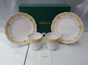 未使用品 Noritake ノリタケ トゥルーラヴモーニングペアセット マグカップ プレート セット 大皿 コップ 花柄