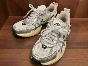 NIKE Nike спортивные туфли V2K RUN серебряный белый FD0736-100 женский 23.5.