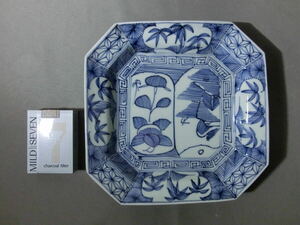  Edo Imari blue and white ceramics line . star anise plate 