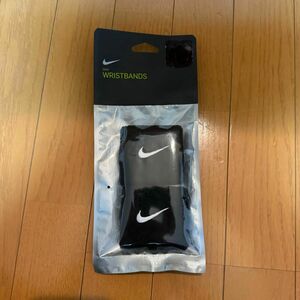 NIKE リストバンド　ブラック