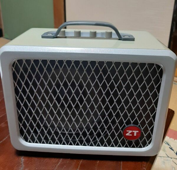  ZT AMP LUNHBOX 　 ランチボックス ギターアンプ　LBG2 