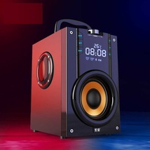 新品 2色 2200mAh 4.2 ワイヤレス Bluetooth スピーカー Led 3D サラウンドステレオサブウーファーのTF FM AUX　ラジオ_画像1