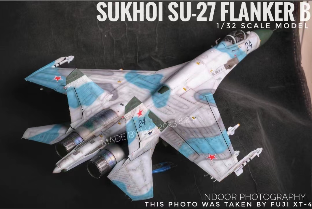 1/32 रूसी वायु सेना Su-27 फ़्लैंकर बी असेंबल और पेंट किया गया तैयार उत्पाद, प्लास्टिक मॉडल, हवाई जहाज, तैयार उत्पाद
