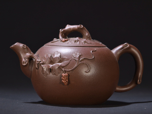  ◆御泓軒◆『清・底款・紫砂急須・葡萄紋紫砂茶壺 』極細工・古賞物・中国古玩・中国古美術