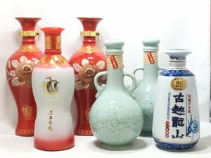 6 pcs set unopened! China sake .. flower . sake 18 year × 2 ps 8 year × 1 pcs flower .9 year × 2 ps old . dragon mountain 20 year × 1 pcs ceramics bottle 