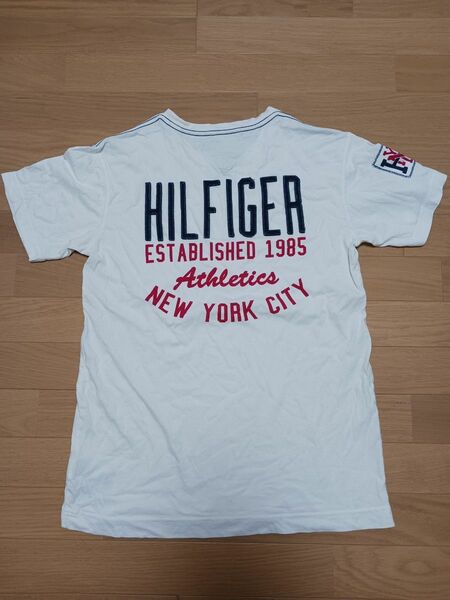 ☆TOMMY HILFIGER トミーヒルフィガー Tommyロゴいっぱいかっこいい♪半袖Tシャツ☆トップス☆ホワイト白☆サイズＬ