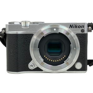 Nikon 1 J5 1 NIKKOR 10-30mm f/3.5-5.6 VR ミラーレス 一眼 ニコン カメラ ジャンク K8861365