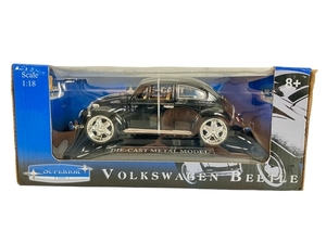 SUPERIOR 2010 VOLKSWAGEN BEETLE DIE-CAST METAL MODEL 1/18スケール 未使用 未開封 W8867607