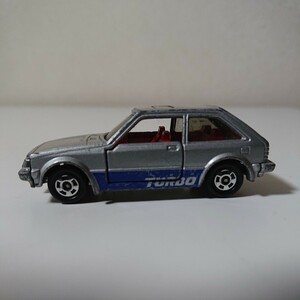 トミカ　tomica　1/59スケール　マツダ　ファミリア　ターボ　 1500XG　MATDA　FAMILIA　TURBO　TOMY　No.4 【MI-051311】