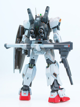 HGUC 1/144 ガンダムMk-II（エゥーゴ仕様）& プロトメガライダーカスタム 改修・全塗装品 【機動戦士Zガンダム MkⅡ ダブルゼータ】_画像3