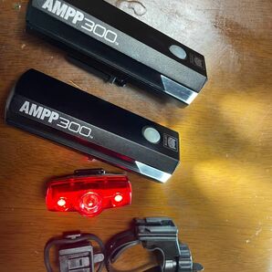 キャットアイ　AMPP300とテールランプ