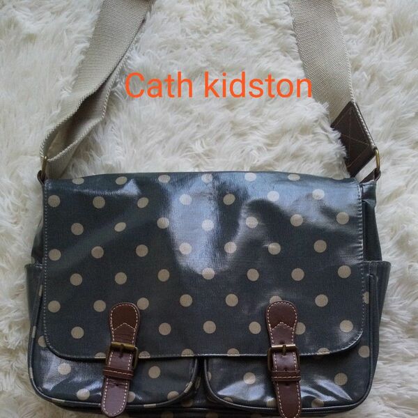 Cath kidston ドット柄 A4収納 ショルダーバッグ