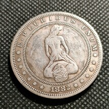 7935　アメリカ古銭　ルンペン　約38mm　イーグル　チャレンジコイン　ゴルフマーカー　コイン　アンティーク　ホーボー_画像1