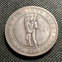 7941　アメリカ古銭　ルンペン　約38mm　イーグル　チャレンジコイン　ゴルフマーカー　コイン　アンティーク　ホーボー_画像1
