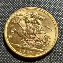 8314　イギリス古銭　ヴィクトリア　約38mm　鍍金金貨　海外コイン　アンティークコレクション_画像2