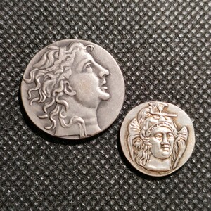 8391　古代ローマ　ギリシャ古銭2枚　チャレンジコイン　アンティークコイン