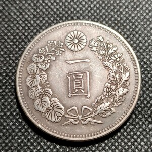 8764　日本古銭　一圓貨幣　明治34年　コイン
