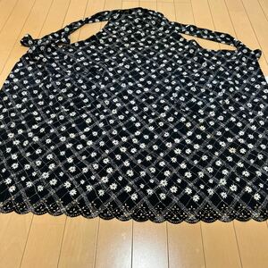 美品　ポリエステル柄エプロン