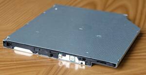 DVD-ROMドライブ SATA接続 厚さ9.5mm ★ HL Data Storage DUE0N 