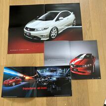 ホンダ　CIVIC TYPE R EURO カタログ2009年　アクセサリーカタログ ポスタータイプ2009年CIVIC coupe カタログ英語版2007年レア　希少品_画像2