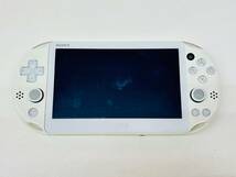 X717-O33-1398 SONY ソニー / PlayStation Vita PSVITA / 本体 PCH-2000 White ホワイト_画像1