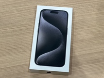 【KIM-1643】【1円〜】未開封 iPhone 15 Pro 256GB Black Titanium アップル アイフォン スマホ_画像1