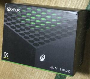 送料込　xbox series x　本体