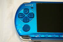 ☆新品同様☆ PSP - 3000 ブルー blue SONY メモリースティック付 本体 美品_画像2