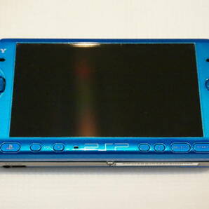 ☆新品同様☆ PSP - 3000 ブルー blue SONY メモリースティック付 本体 美品の画像3