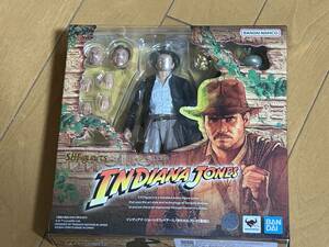  Bandai BANDAI S.H.Figuarts Indy * Jones Raider s/. crack . arc {..} used 