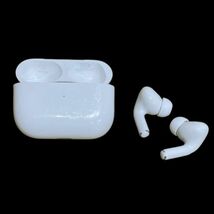 θ【Bランク/動作確認済み】Apple AirPods Pro 第2世代 MagSafe充電ケース USB-C MTJV3J/A 本体のみ エアポッズ イヤホン S92561800451_画像1