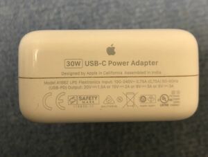 Macbook用 Retina Apple 純正 USB-C電源アダプタ30W A1882